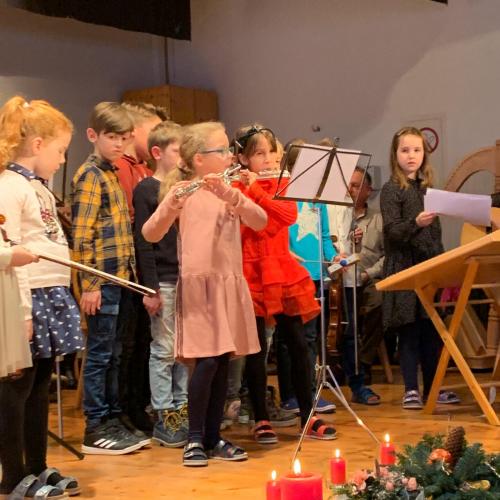 "Weihnachtsfreuden" mit Querflöten