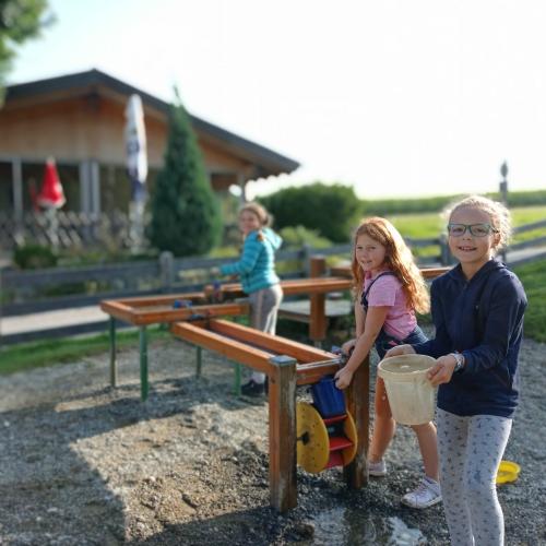 Spielplatz_Mädels