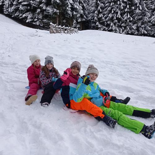 Mädchen im Schnee