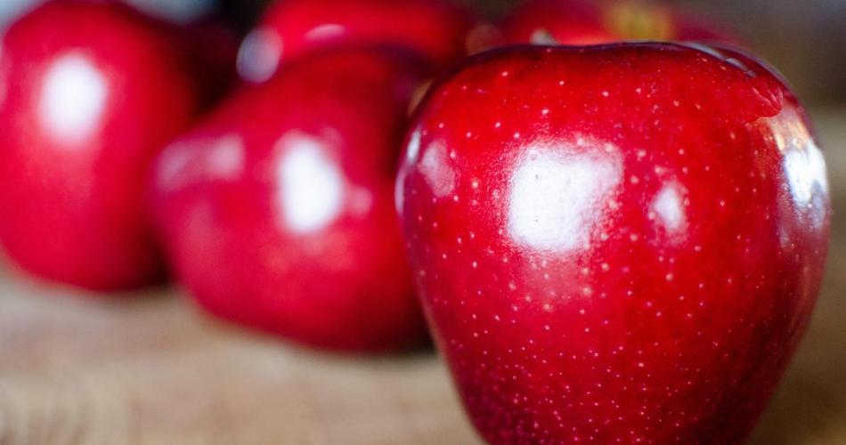 rote Äpfel